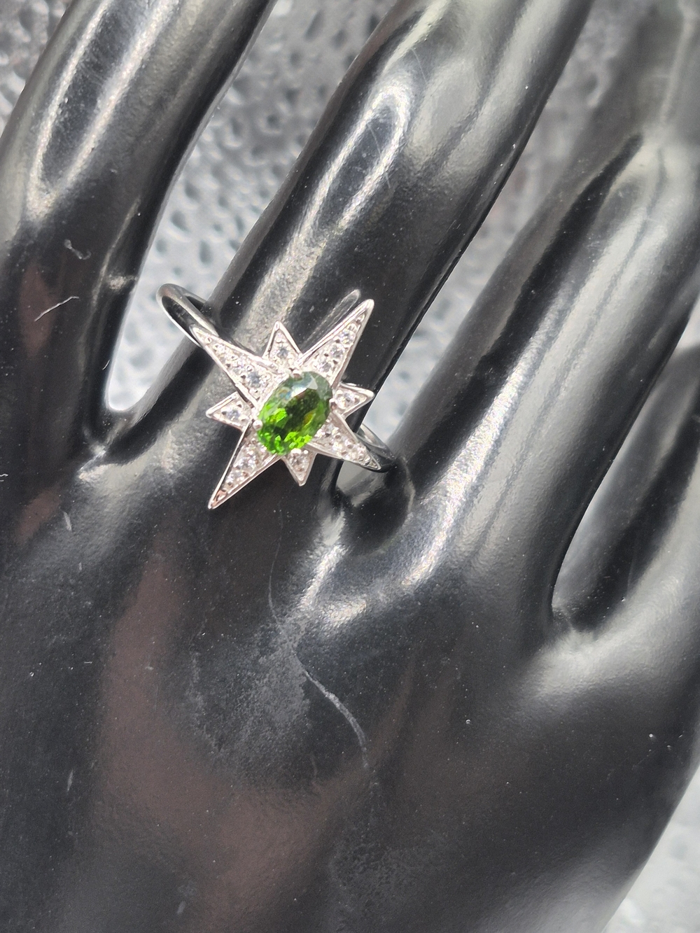Sterling Silver Starburst Ring with Chrome Diopside